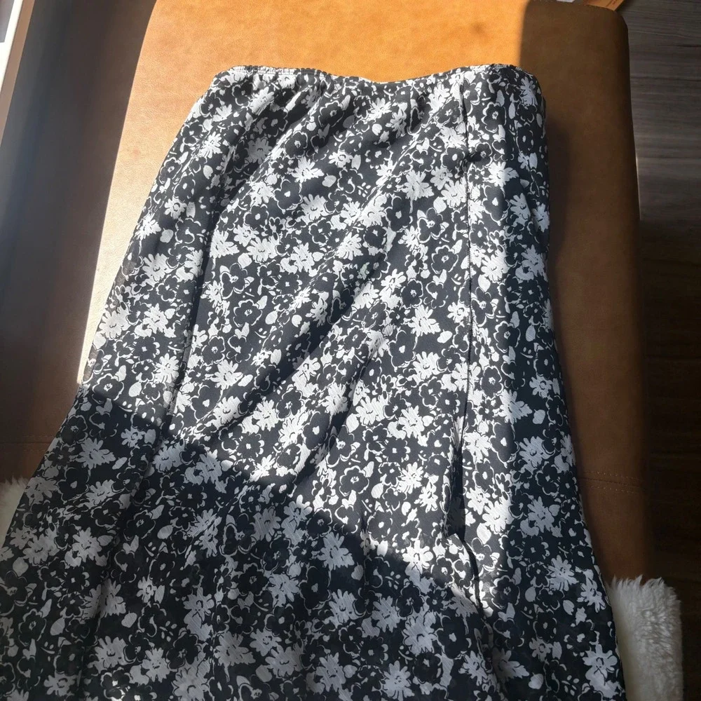 Notations Vintage Y2K Black White Floral Midi Skirt Elastic Waist Size S